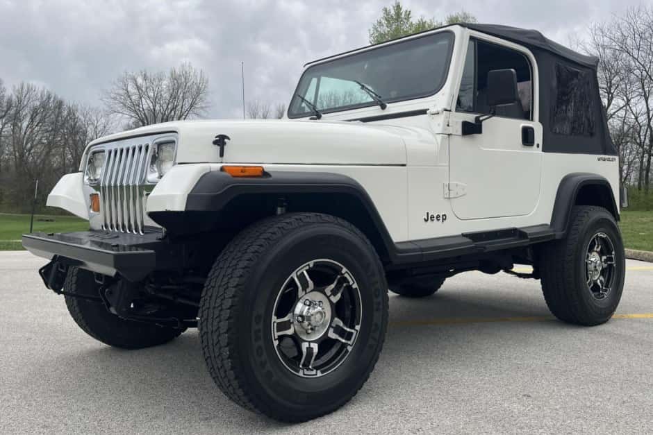 1995 Jeep Wrangler YJ (1987-1995) sold for $25,550
