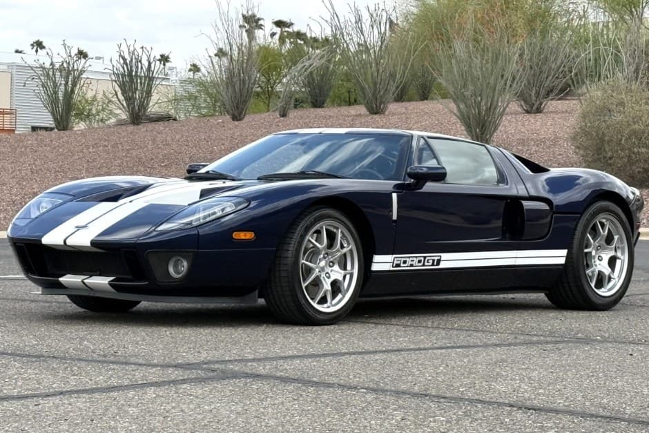 2005 Ford GT 1st Generation sold for $426,000
