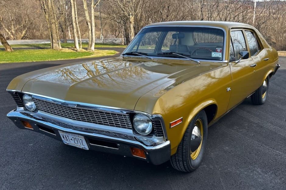 1971 Chevrolet Nova sold for $11,800