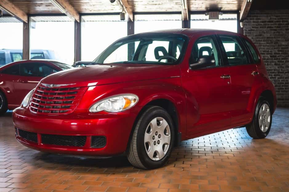 2009 Chrysler PT Cruiser sold for $11,100