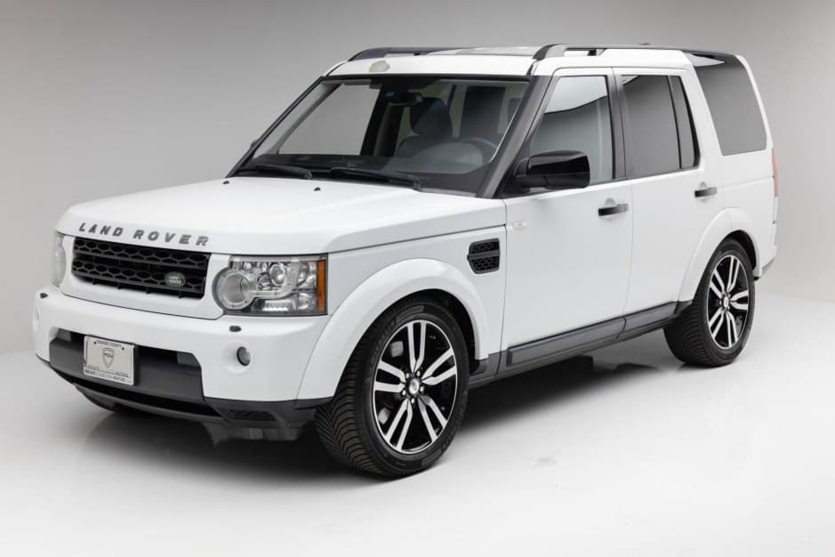 2011 Land Rover LR4 sold for $4,554