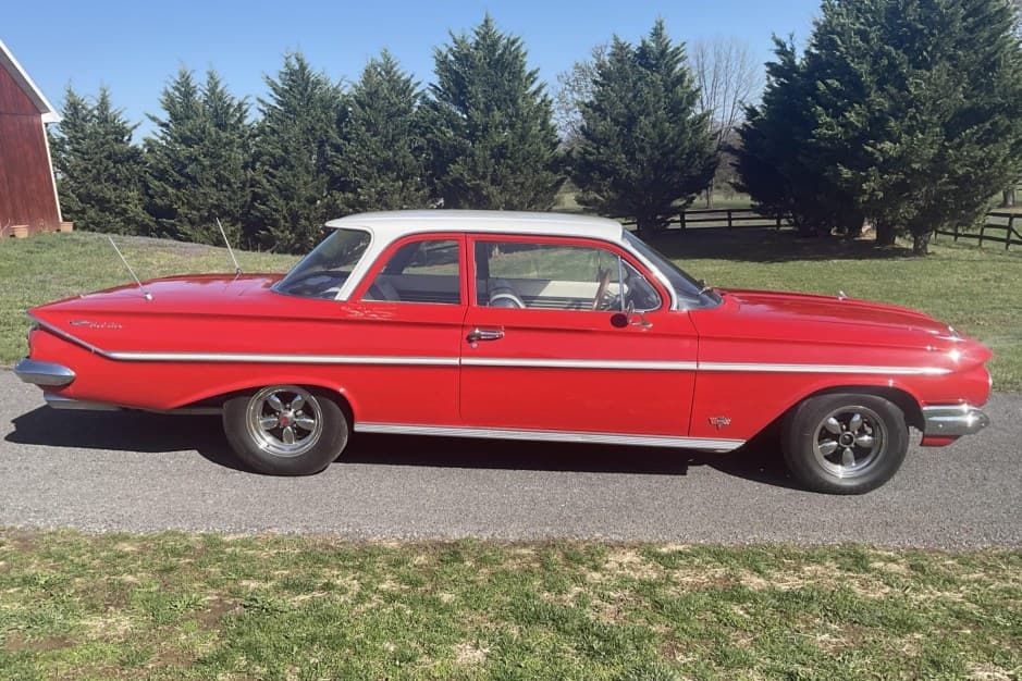 1961 Chevrolet Bel Air sold for $18,000