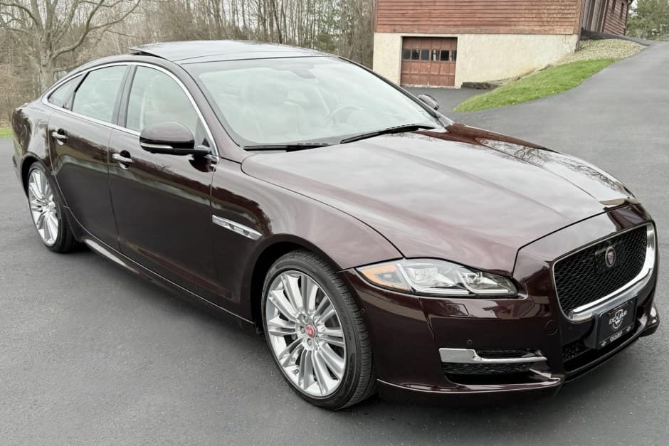 2017 Jaguar X351 XJ (2010-2019) sold for $27,500