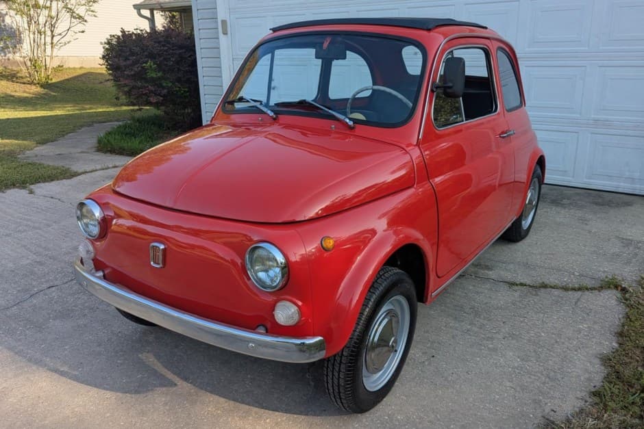 1969 Fiat Nuova 500 (1957-1975) sold for $7,500