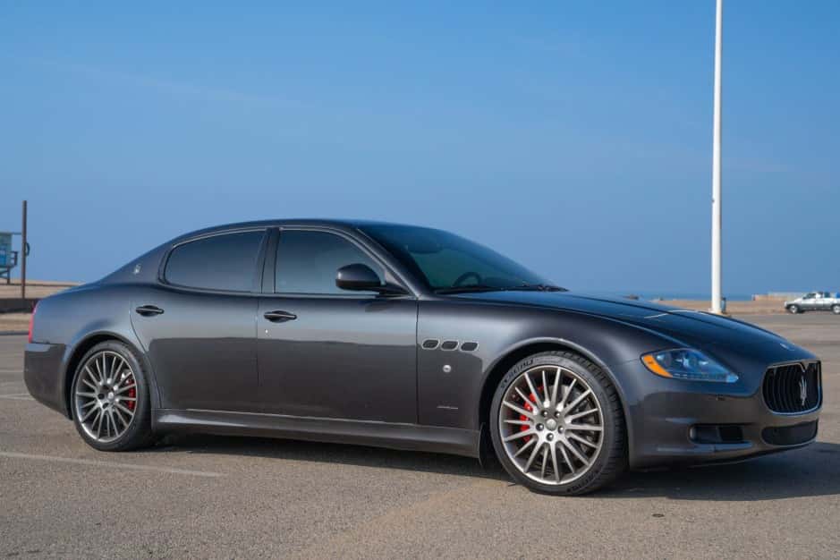 2010 Maserati Quattroporte sold for $15,250