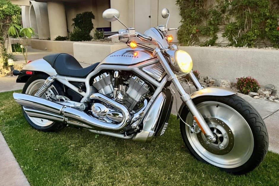 2002 Harley-Davidson V-Rod sold for $7,600