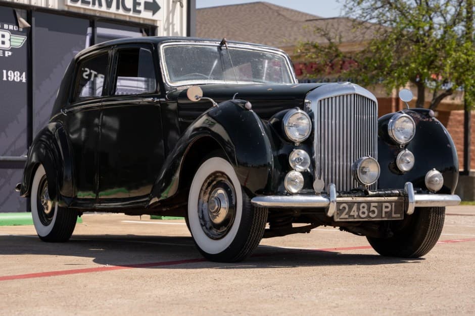 1948 Bentley Mark VI sold for $7,200