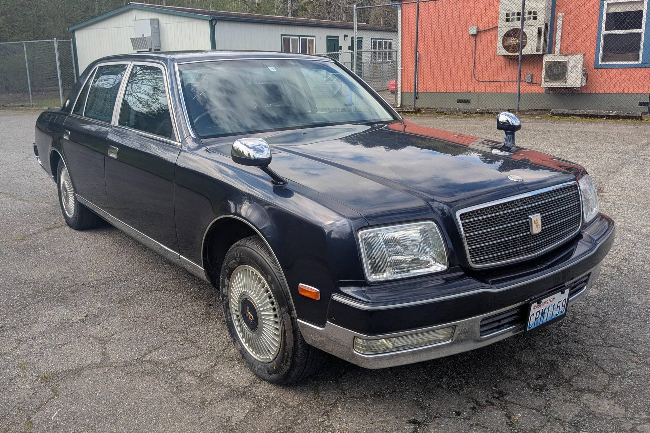1998 Toyota Century sold for $9,600