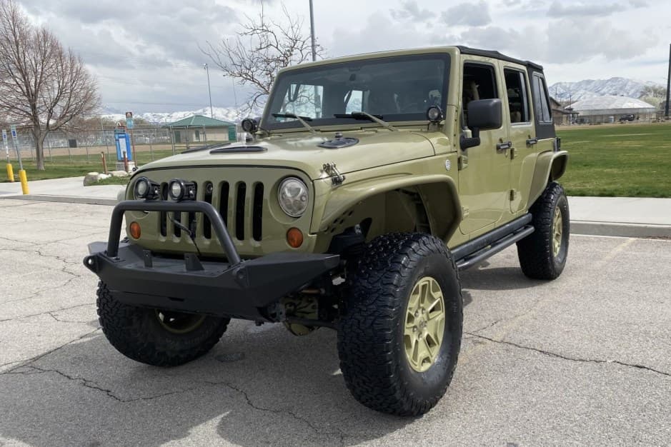 2013 Jeep Wrangler JK (2007-2018) sold for $19,899
