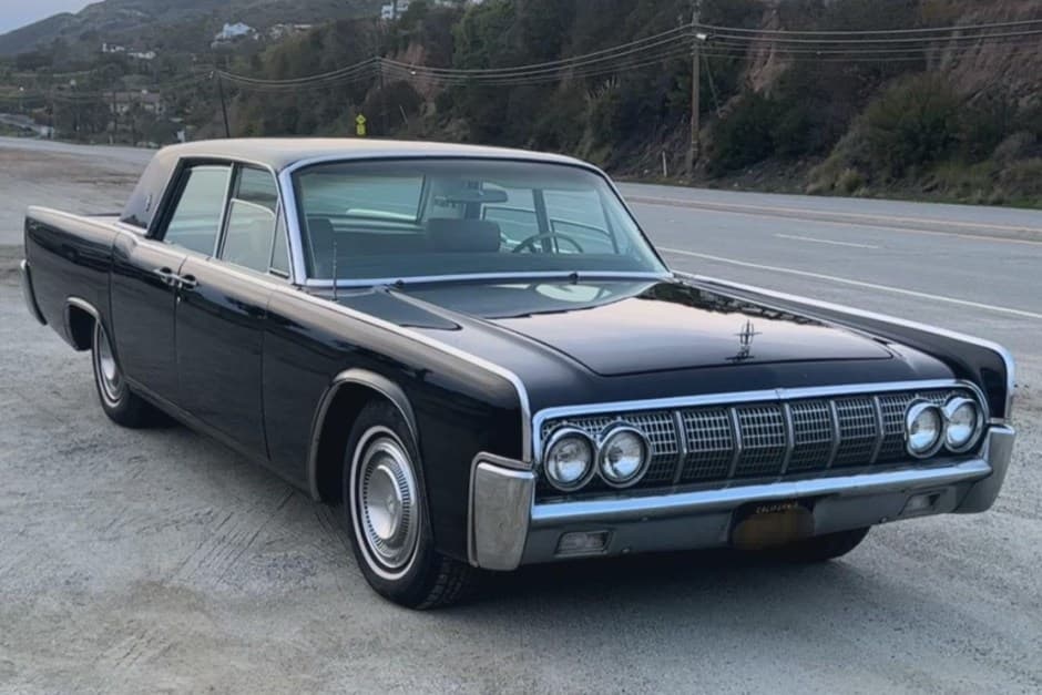 1964 Lincoln Continental (1961-1969) sold for $52,500