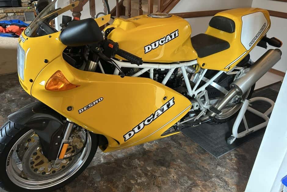 1993 Ducati 750, 800, 900, & 1000 Supersport (1988-2007) sold for $40,000