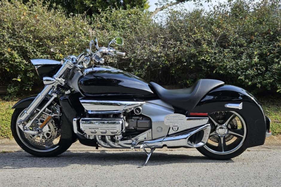 2004 Honda Rune sold for $15,500