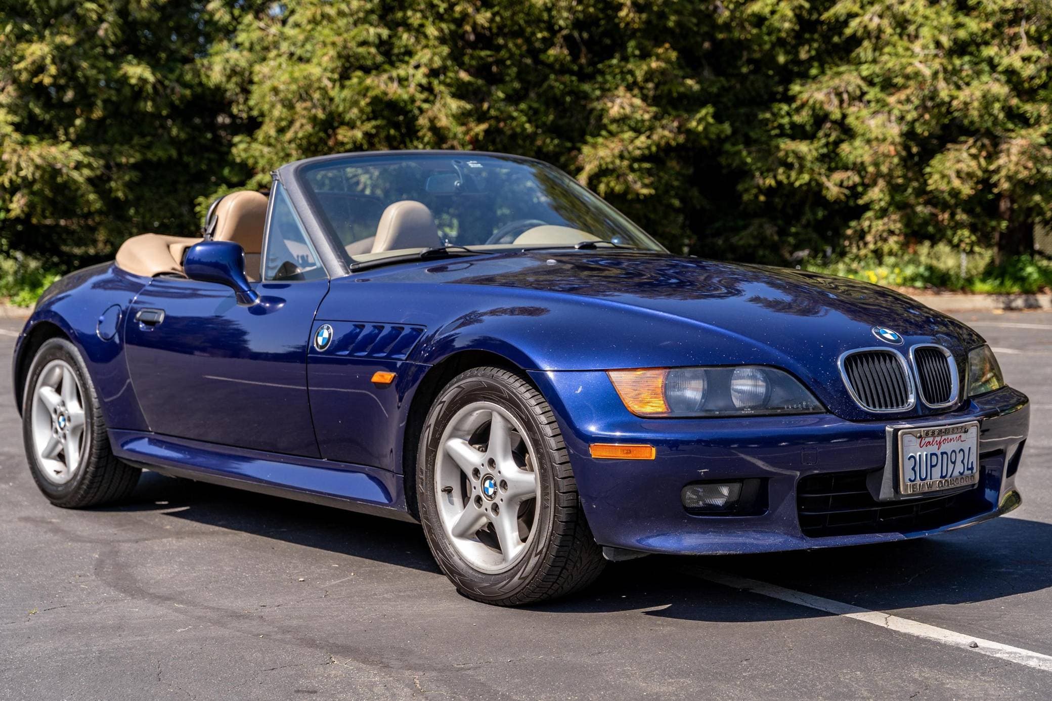 1997 BMW Z3 sold for $5,700