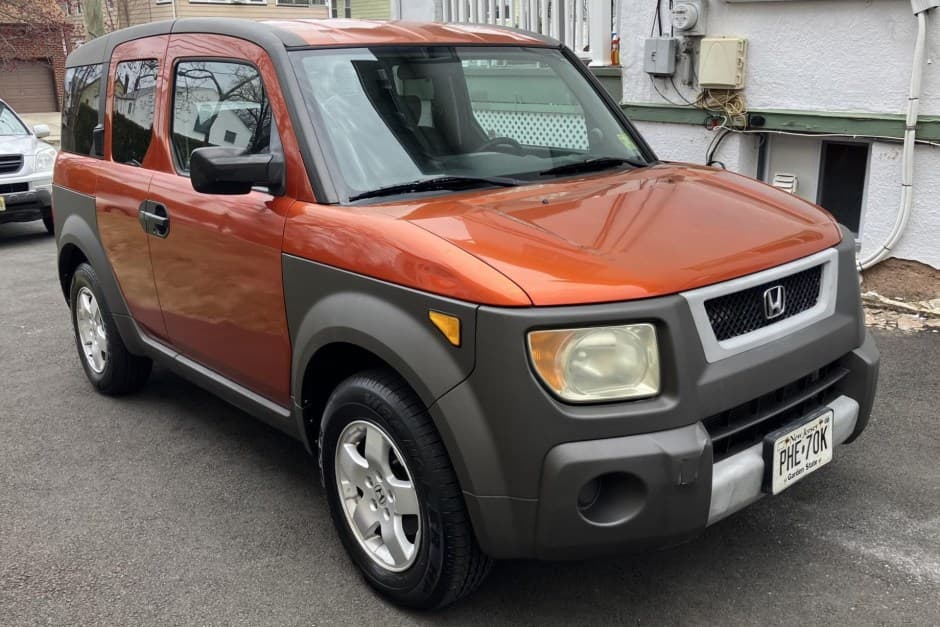 2003 Honda Element sold for $10,200