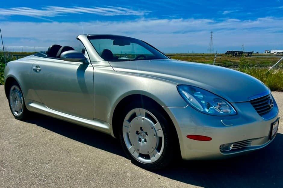 2004 Lexus SC sold for $23,250