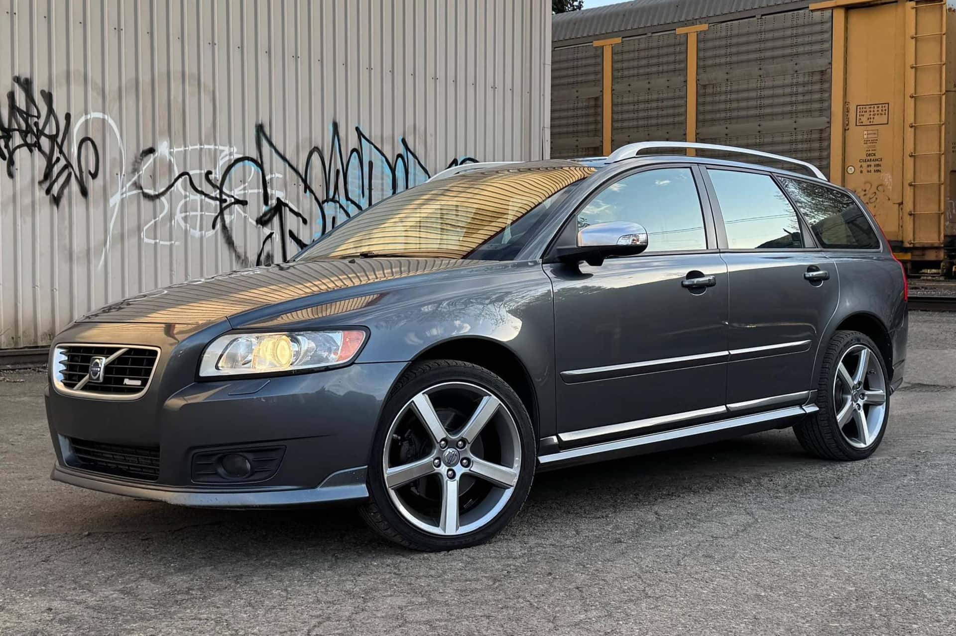 2010 Volvo V50 sold for $7,000