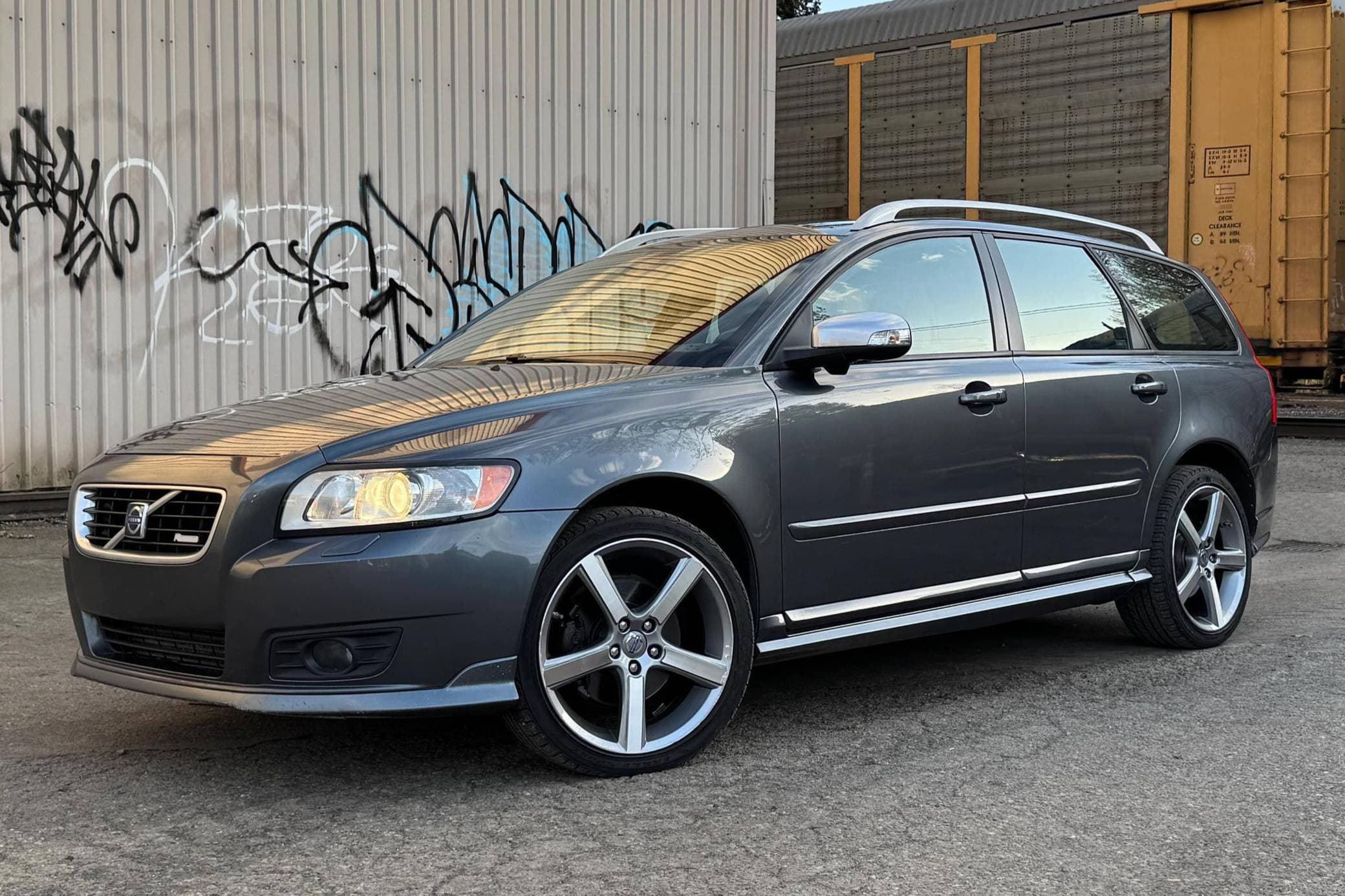 2010 Volvo V50 sold for $7,000