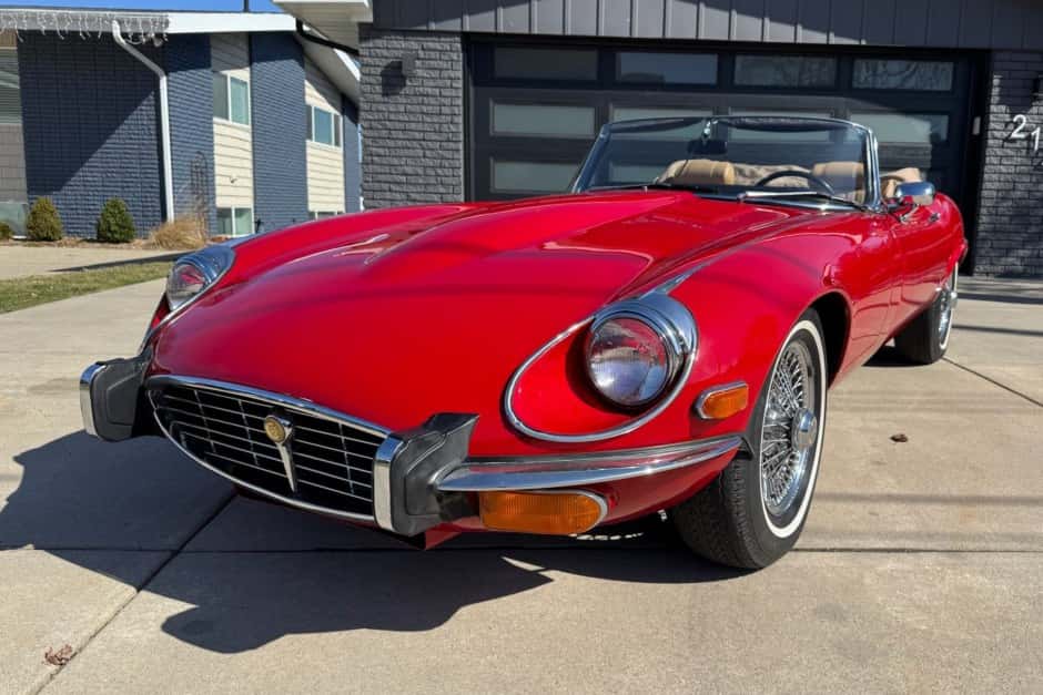 1973 Jaguar XKE Series III sold for $77,000