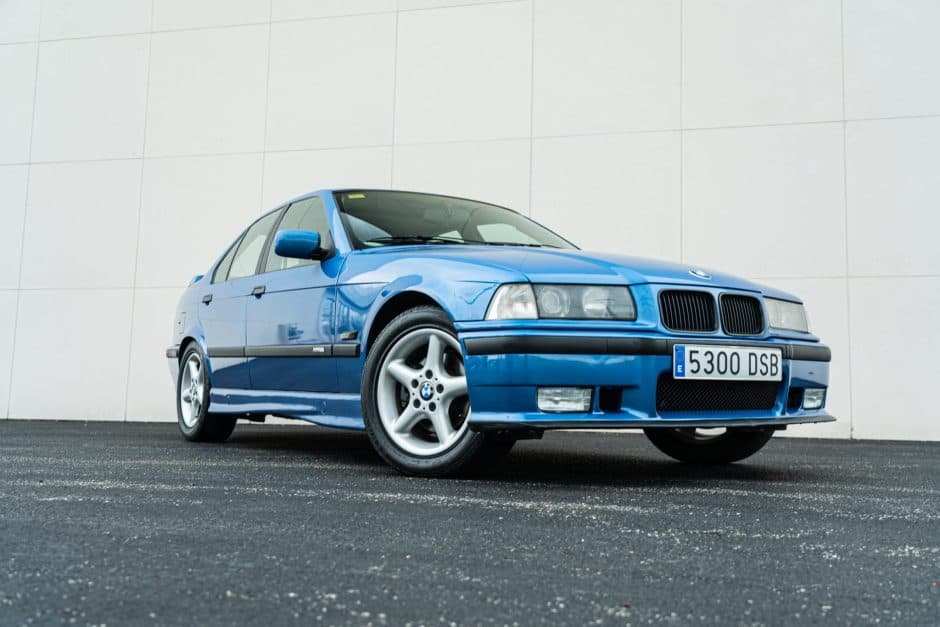 1994 BMW E36 3-Series sold for $10,000