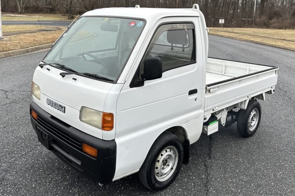 1996 Suzuki Carry sold for $5,500