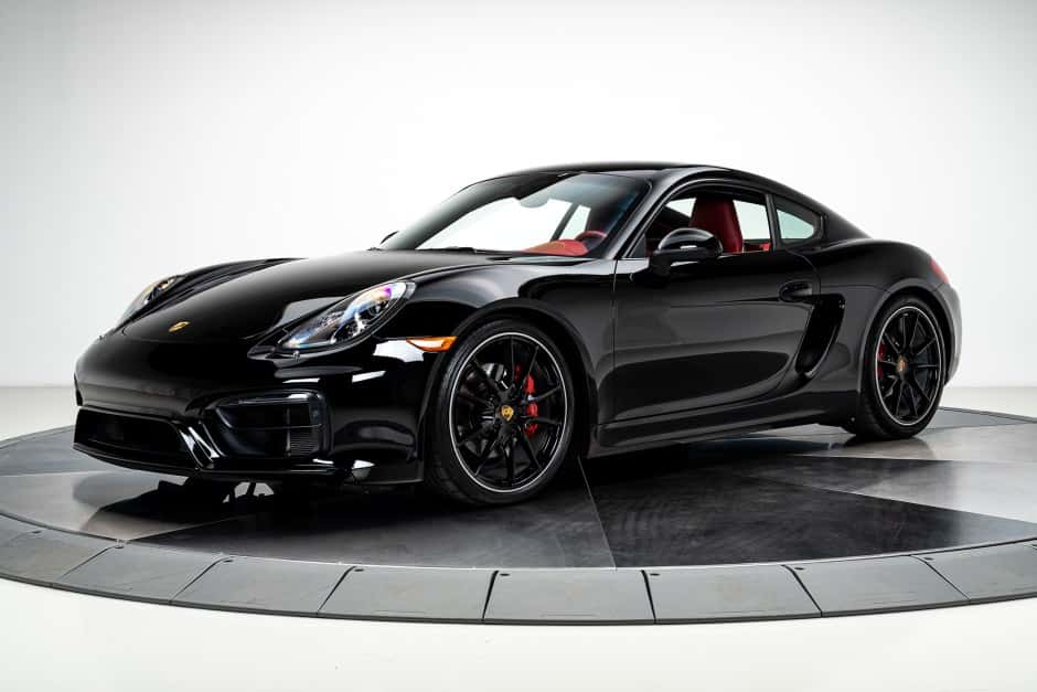 2016 Porsche 981 Cayman sold for $57,500