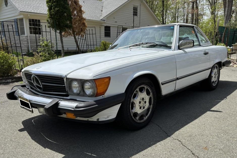 1987 Mercedes-Benz R107 SL sold for $6,600