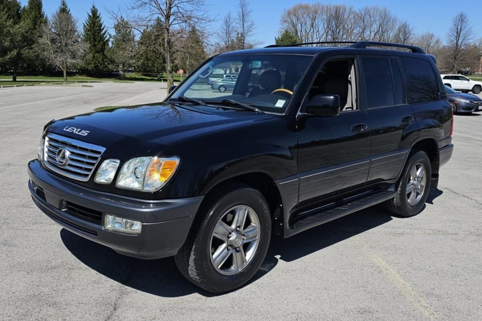 2007 Lexus LX470 sold for $18,750