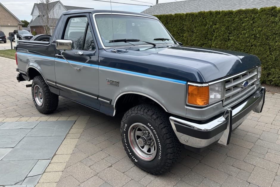 1987 Ford Bronco 4th-5th Generations 1987-1996 sold for $18,750