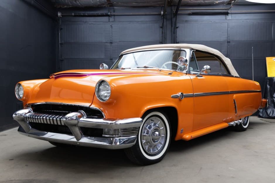 1954 Mercury Monterey sold for $28,000
