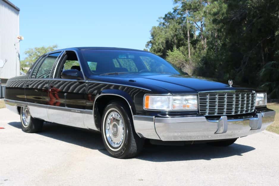 1996 Cadillac Fleetwood 1985-1996 sold for $30,000