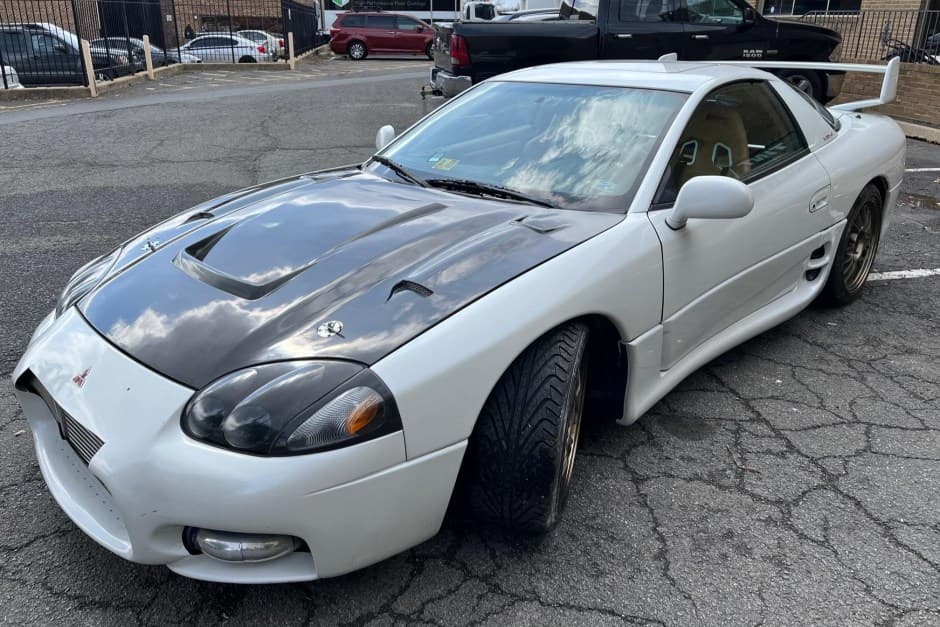 1999 Mitsubishi 3000GT sold for $23,250