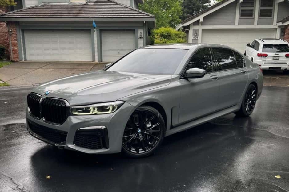 2020 BMW G11/G12 7-Series sold for $34,000