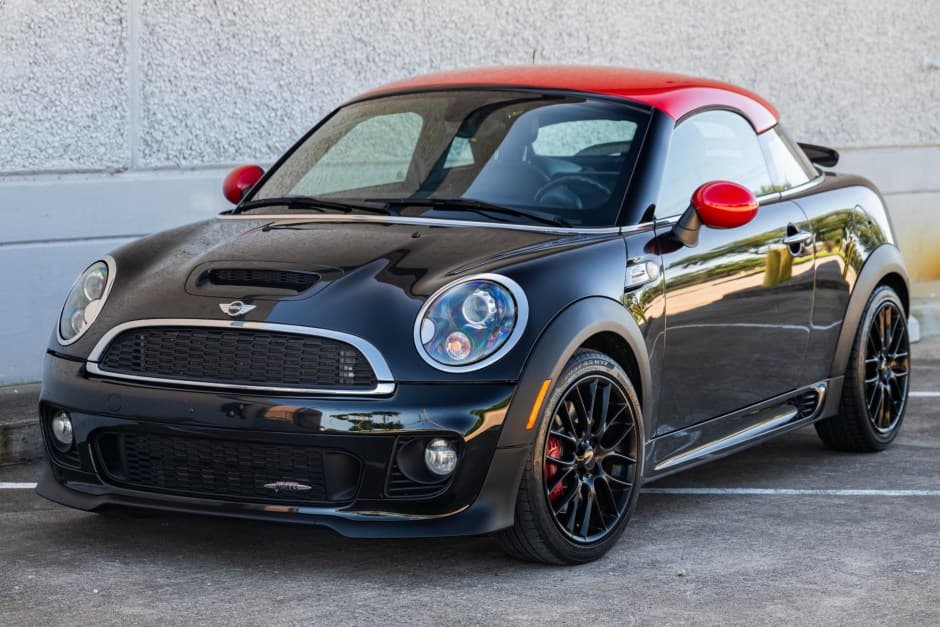 2012 Mini R58 & R59 Coupe & Roadster sold for $13,250