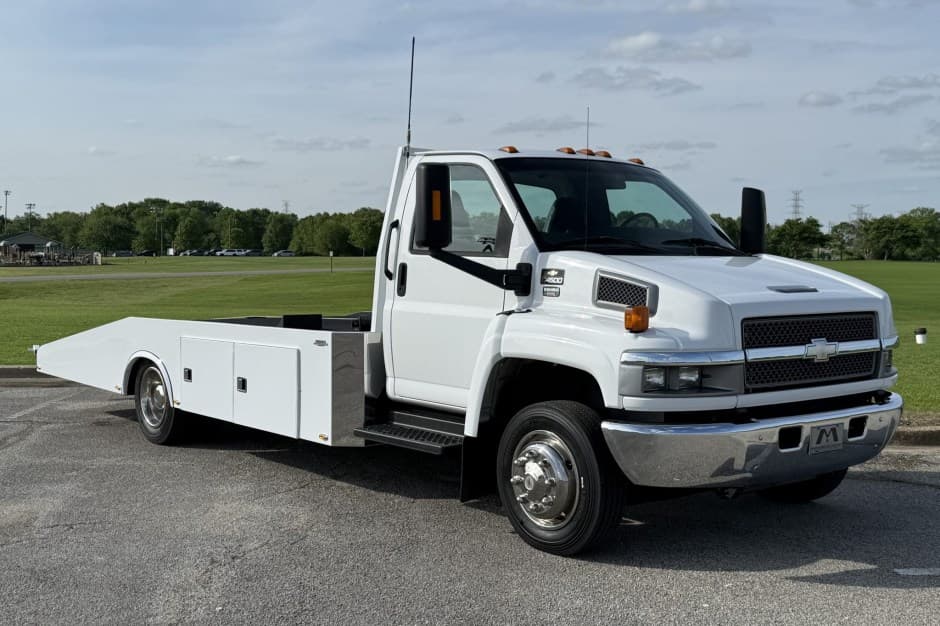 2003 Chevrolet Kodiak sold for $41,000