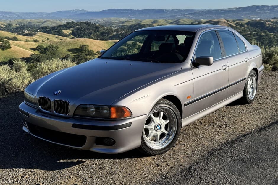 1997 BMW E39 5-Series sold for $9,400