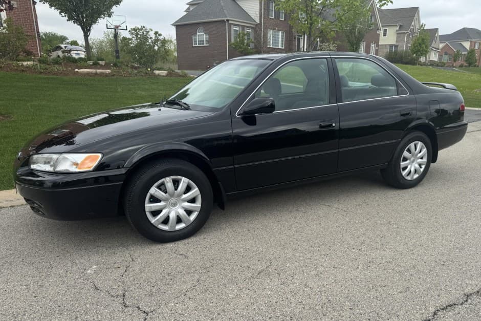 1997 Toyota Camry sold for $8,500