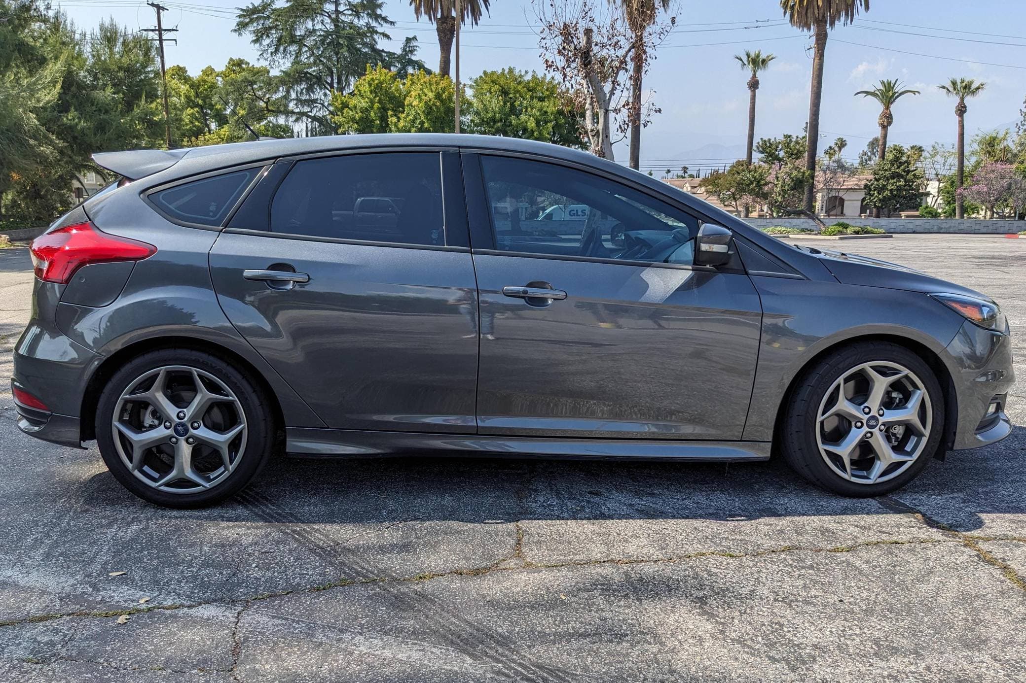 2016 Ford Focus sold for $15,300