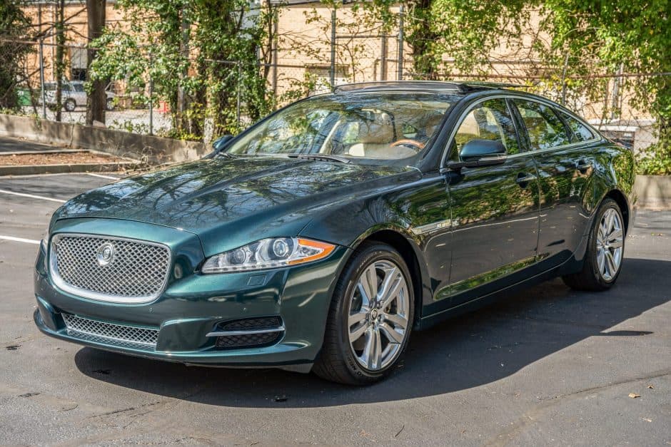 2013 Jaguar X351 XJ (2010-2019) sold for $24,000