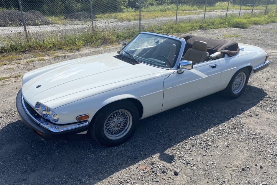 1989 Jaguar XJS sold for $12,000