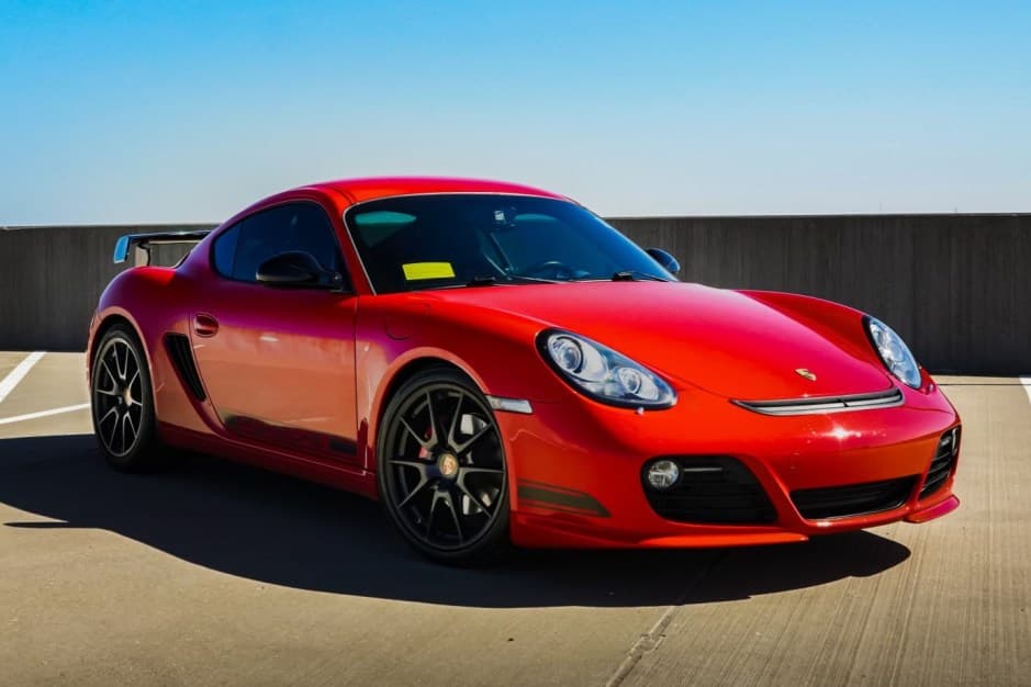 2012 Porsche 987 Cayman sold for $57,500