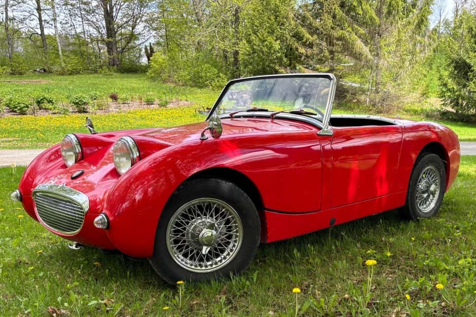1960 Austin-Healey Bugeye Sprite sold for $12,000