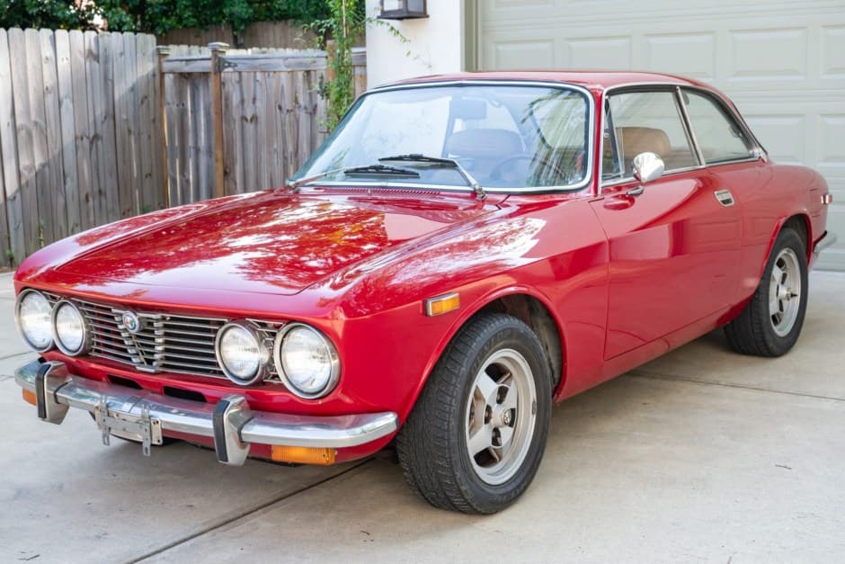 1973 Alfa Romeo 105/115 Series Coupe sold for $33,500