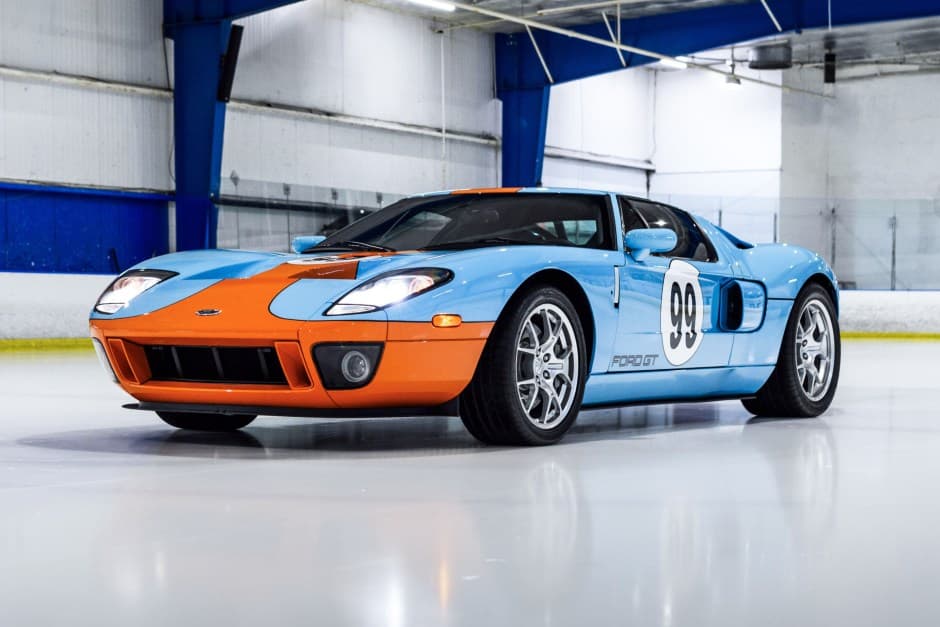 2006 Ford GT 1st Generation sold for $830,000