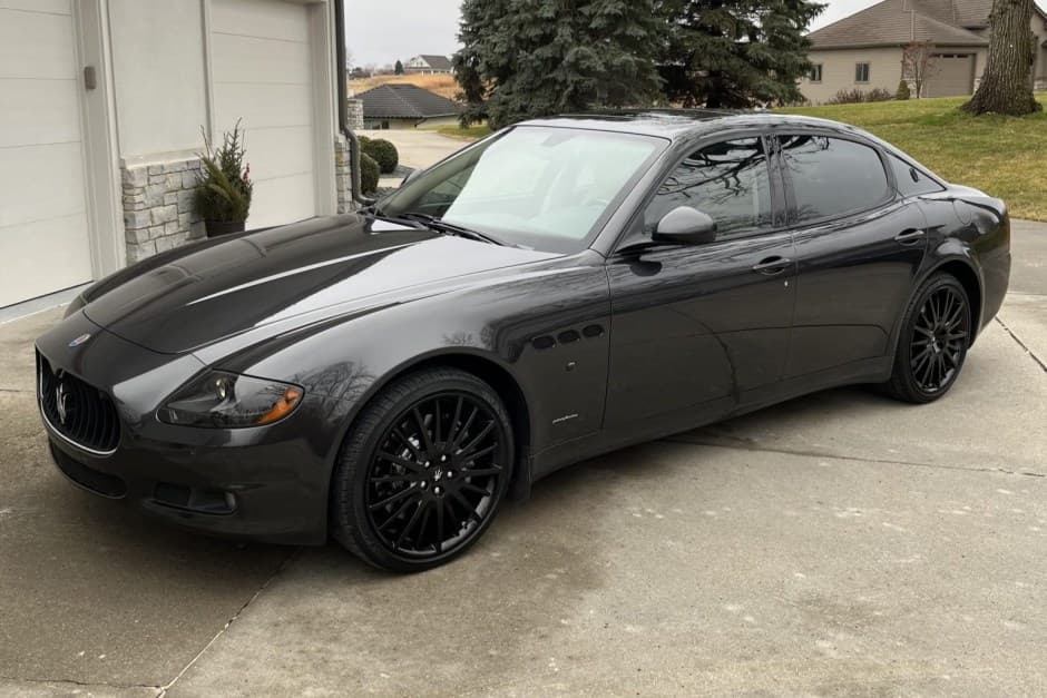 2012 Maserati Quattroporte sold for $10,000