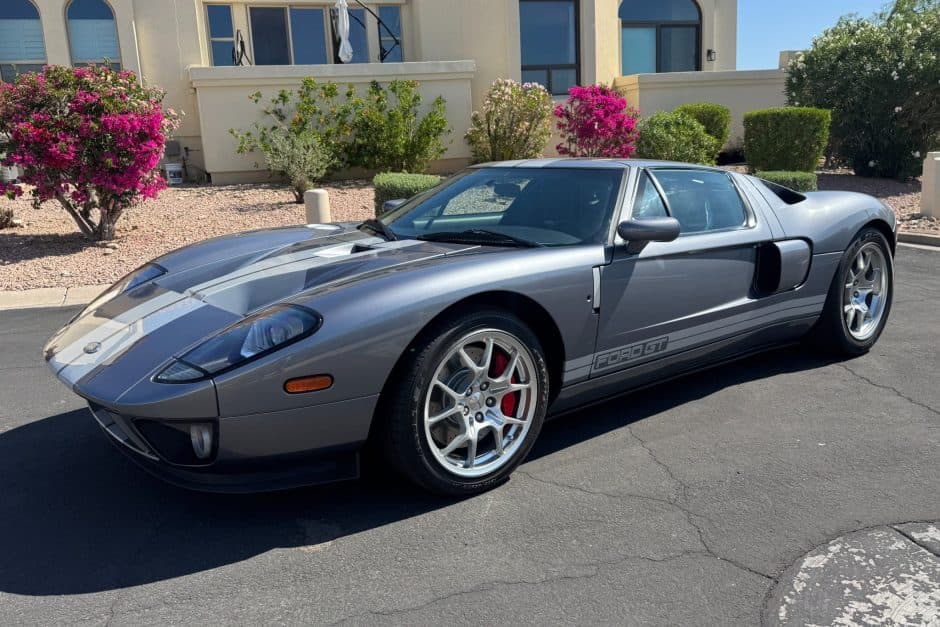 2006 Ford GT 1st Generation sold for $493,000