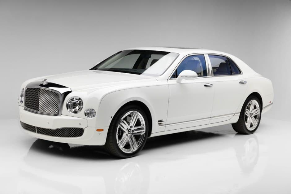 2016 Bentley Mulsanne (2011-2020) sold for $91,000