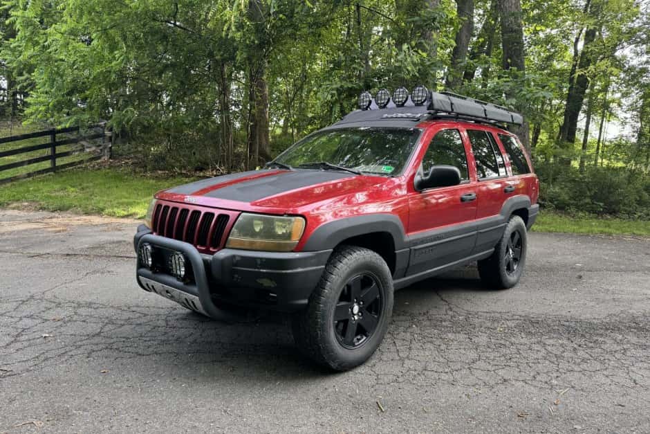 2002 Jeep WJ Grand Cherokee sold for $4,600