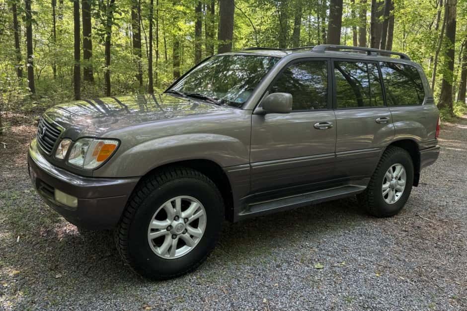 1998 Lexus LX470 sold for $12,000