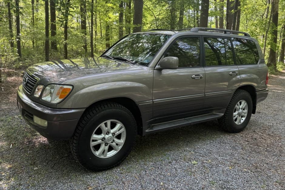 1998 Lexus LX470 sold for $12,000