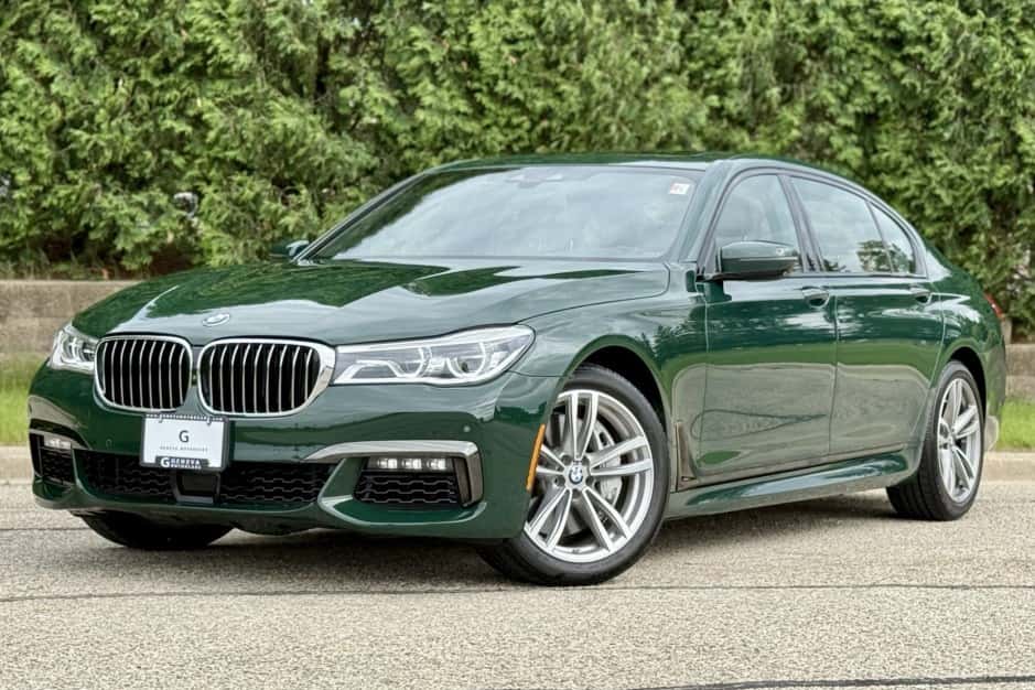 2019 BMW G11/G12 7-Series sold for $40,000